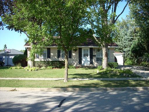 1420 N Green Meadows Blvd., Streamwood, IL 60107
