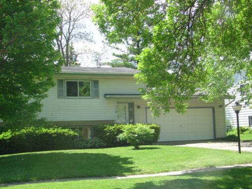 500 Birch Rd., Woodstock, IL 60098