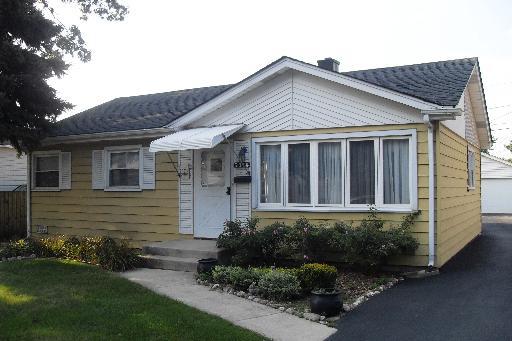 5316 W 89th St., Oak Lawn, IL 60453
