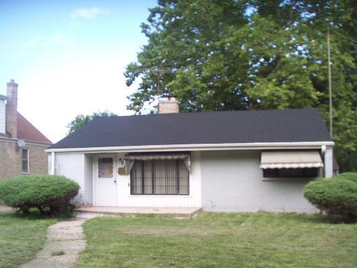 407 Bellwood Ave., Bellwood, IL 60104