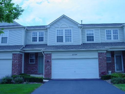 2704 Bay View Cir., Algonquin, IL 60102
