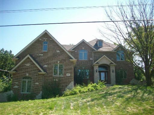 8701 Skyline Dr., Burr Ridge, IL 60527