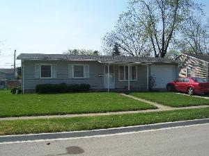 11 Dover Ave., Romeoville, IL 60446