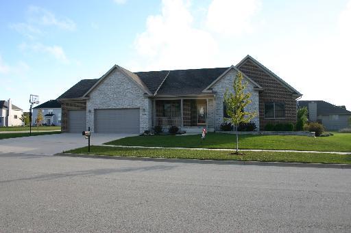 2340 Dean, Sycamore, IL 60178