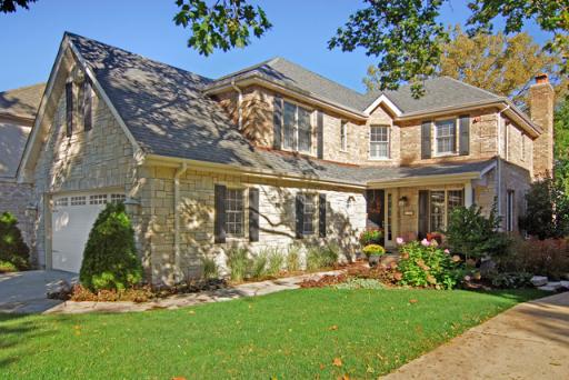 414 Colfax Ave., Clarendon Hills, IL 60514