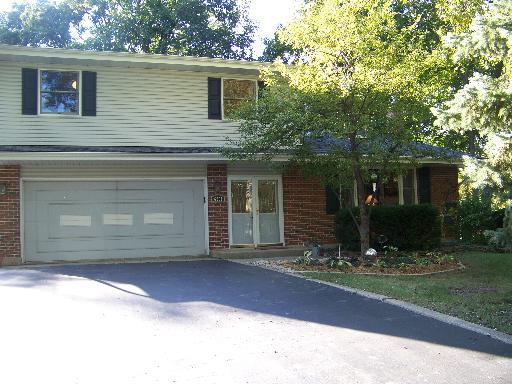 6201 Robin Ln., Crystal Lake, IL 60014