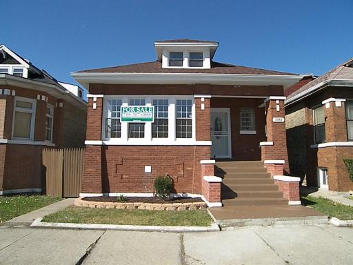 6526 S Sacramento Ave., Chicago, IL 60629