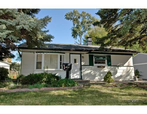 41 Wren Rd., Carpentersville, IL 60110