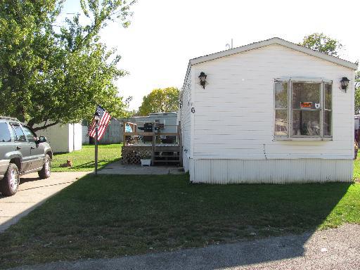 6 Churchill Dr., Coal City, IL 60416