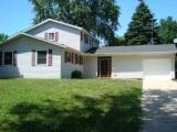 573 Cherokee Ct., Carol Stream, IL 60188