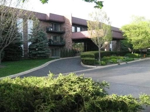 1049 W Ogden Ave. #212, Naperville, IL 60563