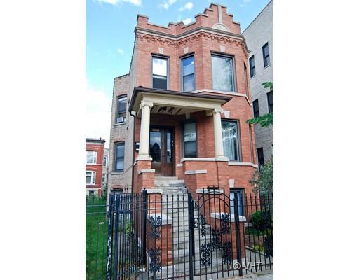 2049 N Kedzie Ave., Chicago, IL 60647