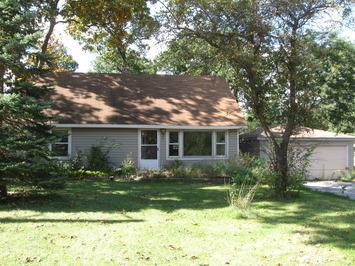 33488 N Lone Rock Rd., Grayslake, IL 60030
