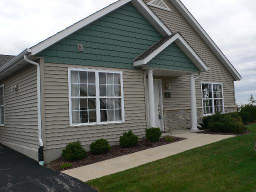 2101 Waterbury West Ln., Sycamore, IL 60178