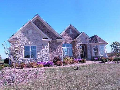 7100 Fairway Dr., Yorkville, IL 60560