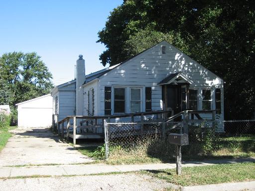 938 Drexel, Machesney Park, IL 61115