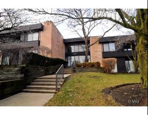 1295 S Sterling Ave. #104, Palatine, IL 60067