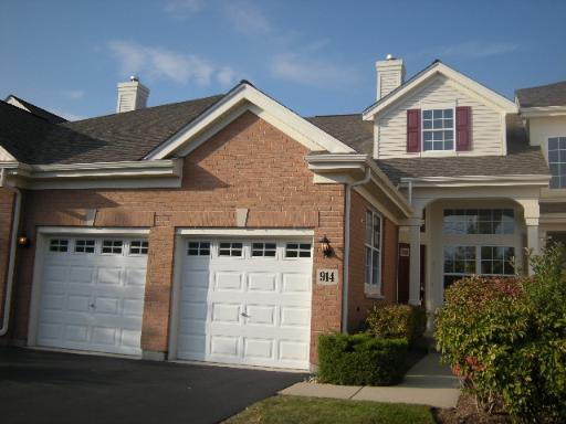 914 E Winners Cup Ct., Naperville, IL 60565