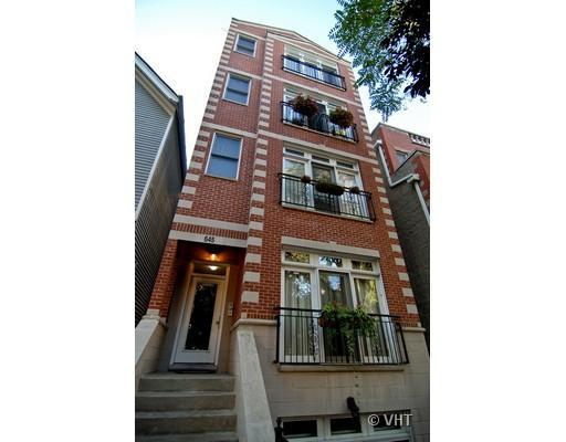 645 W Briar Pl. #4, Chicago, IL 60657