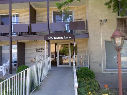 650 Murray Ln. #407, Des Plaines, IL 60016