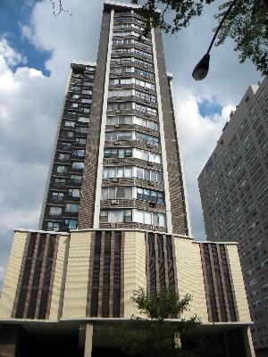 6325 N Sheridan Ave. #1205, Chicago, IL 60660