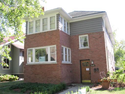 2026 Lincoln St., Evanston, IL 60201