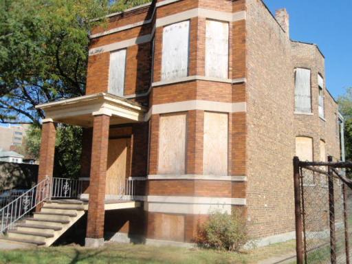 7321 S Coles Ave., Chicago, IL 60649