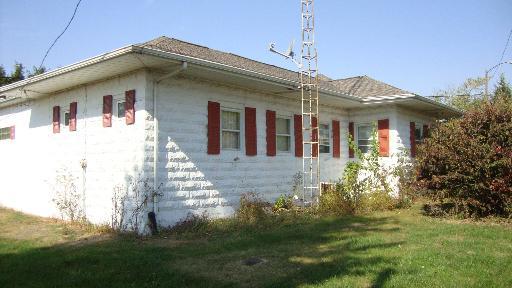 702 S Main St., Lamoille, IL 61330