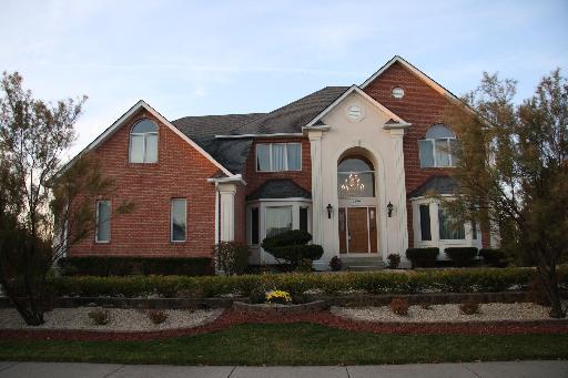 6870 Fieldstone Dr., Burr Ridge, IL 60527