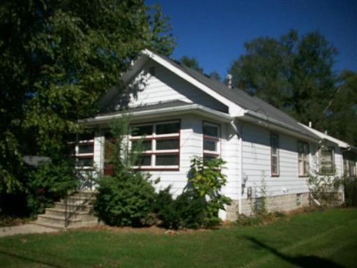 90 Elm St., Coal City, IL 60416