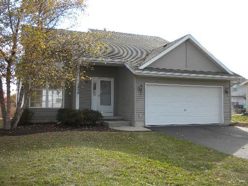 2436 Meadow Creek Dr., Sycamore, IL 60178