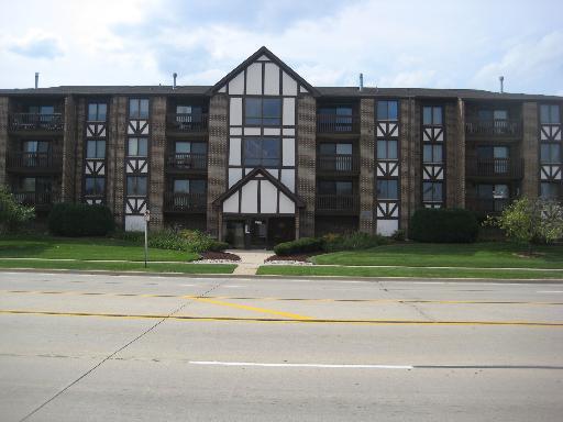 10320 S Central Ave. #104, Oak Lawn, IL 60453