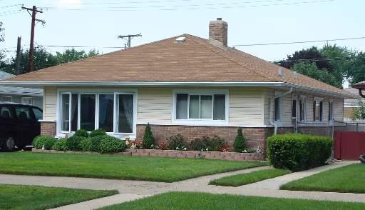 9906 S California Ave., Evergreen Park, IL 60805