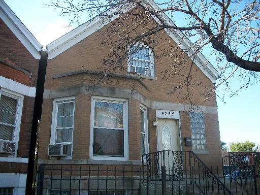 4255 W 5th Ave., Chicago, IL 60624