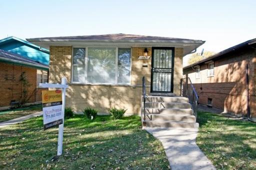 11618 S Laflin Ave., Chicago, IL 60643