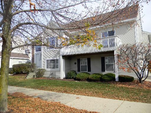 701 E Victoria Cir., North Aurora, IL 60542