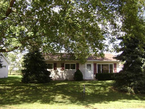 1400 Sunset Dr., Mchenry, IL 60050