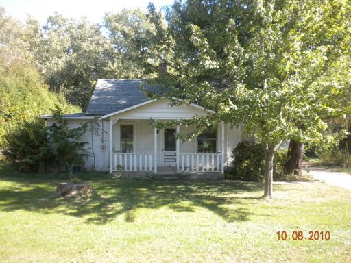 107 N Walnut St., Lindenwood, IL 61049