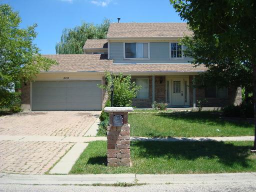 209 Hackberry Dr., Streamwood, IL 60107