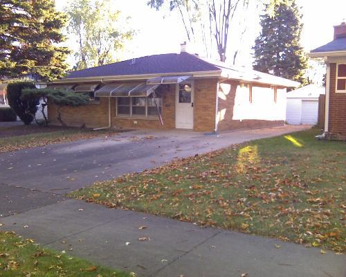 [Address Hidden by Seller], Waukegan, IL 60087