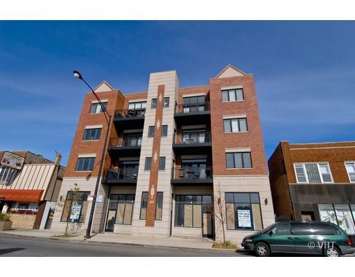 2450 W Montrose Ave. #4N, Chicago, IL 60618