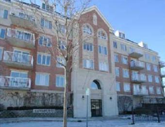 14 S Ashland Ave. #209, La Grange, IL 60525