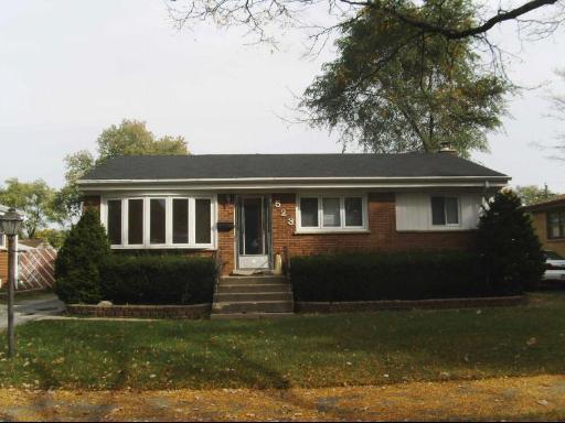 523 N Mount Prospect Rd., Des Plaines, IL 60016