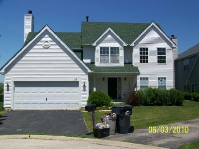 17 Sugar Creek Ct., Lake In The Hills, IL 60156