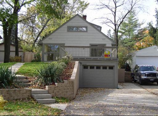 5528 Washington St., Downers Grove, IL 60516