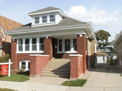 2103 S Ridgeland Ave., Berwyn, IL 60402