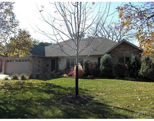 1502 Robinhood Ln., La Grange Park, IL 60526
