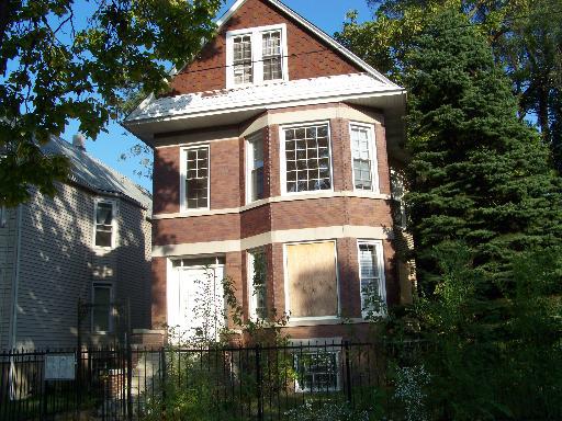 8153 S Muskegon Ave., Chicago, IL 60617