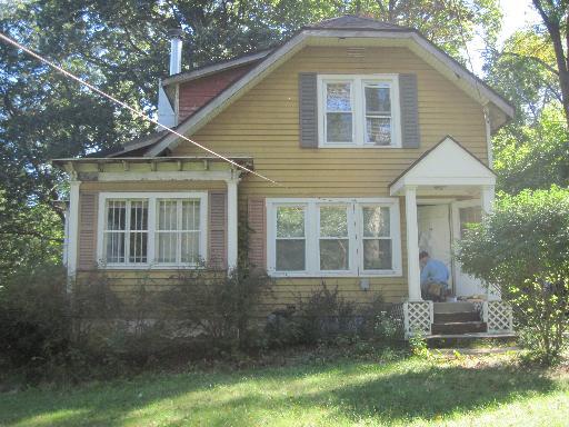 76 Starr Dr., Algonquin, IL 60102