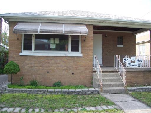 108 W Webb St., Calumet City, IL 60409